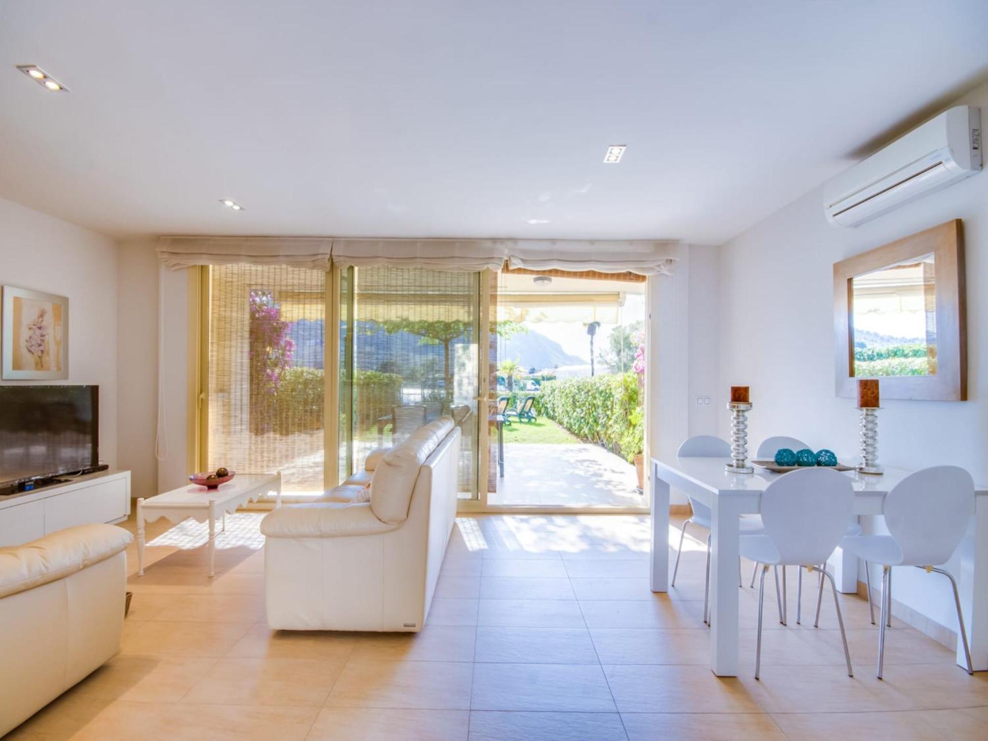 Holiday home Home, 200m From *