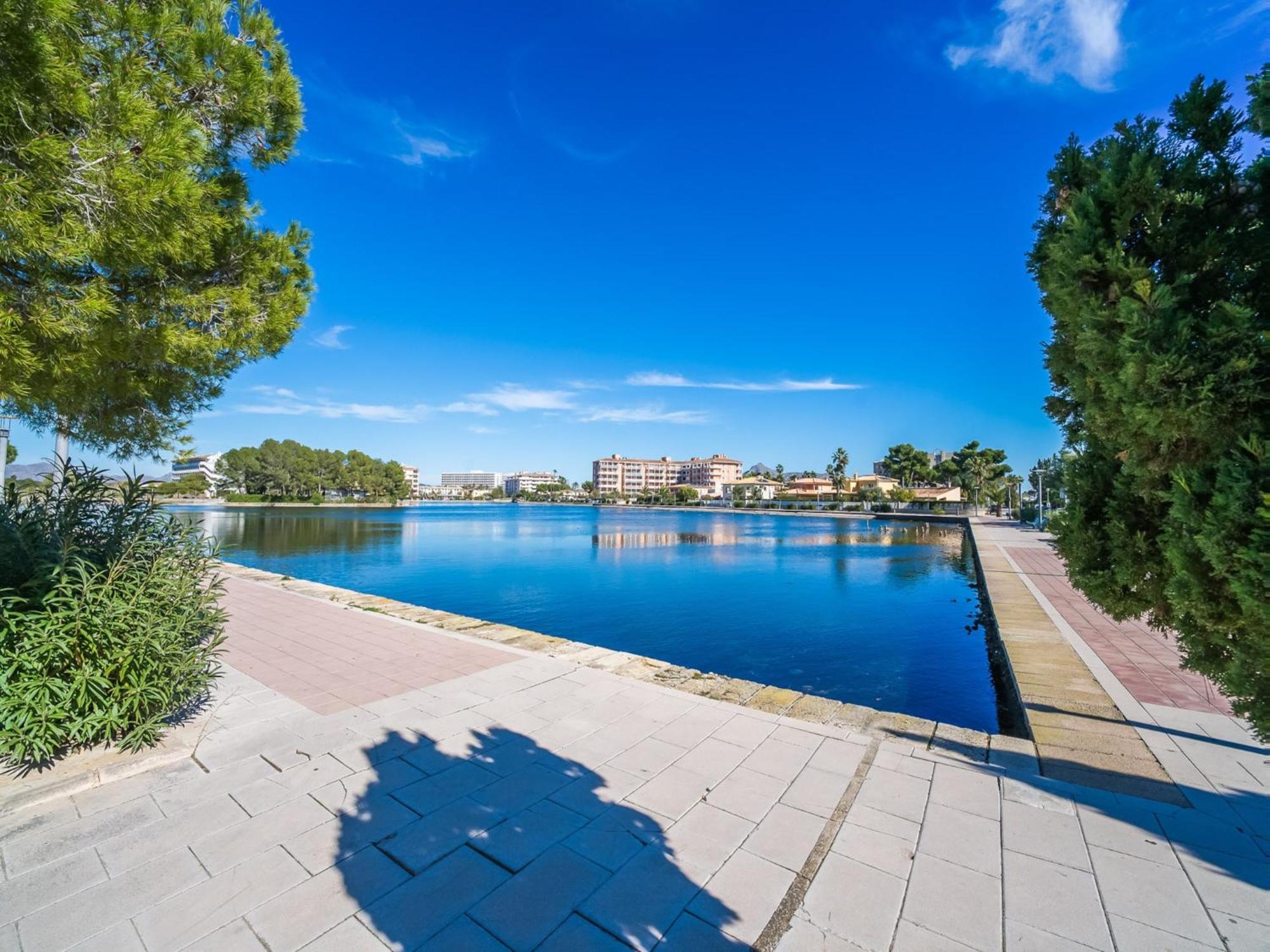 Holiday home Home, 200m From *
